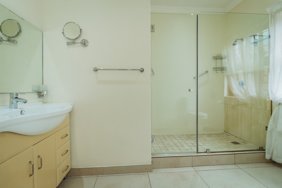 2 Bedroom Property for Sale in Bodorp Western Cape